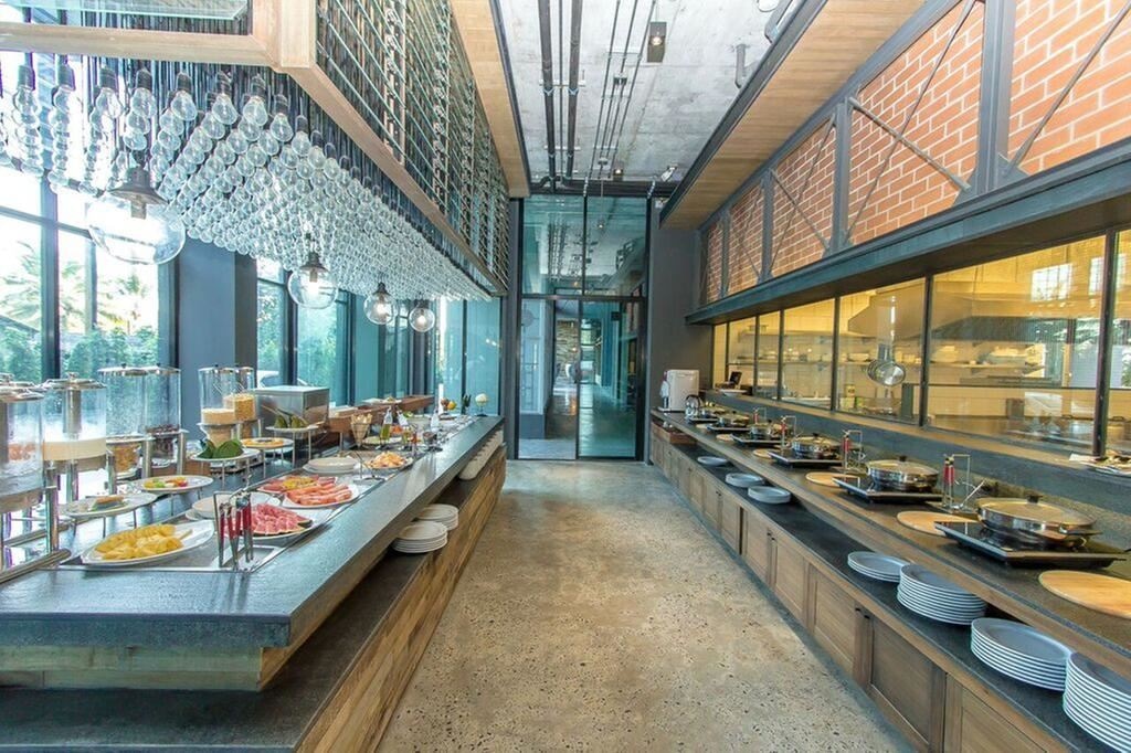 restaurants-midway-cafebar