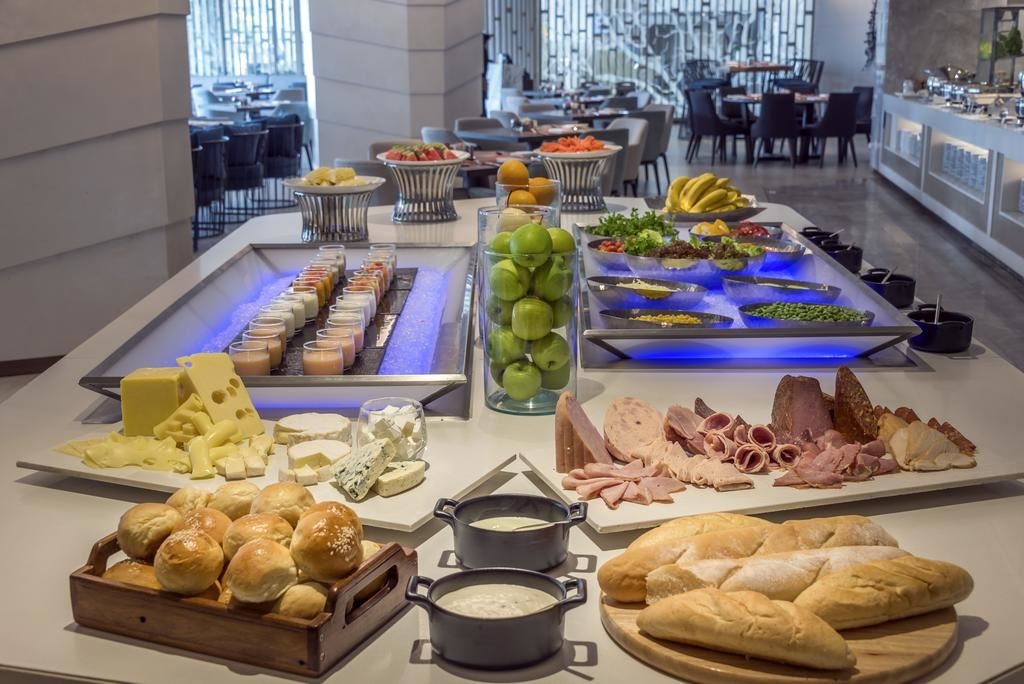 restaurants-amor-restaurant