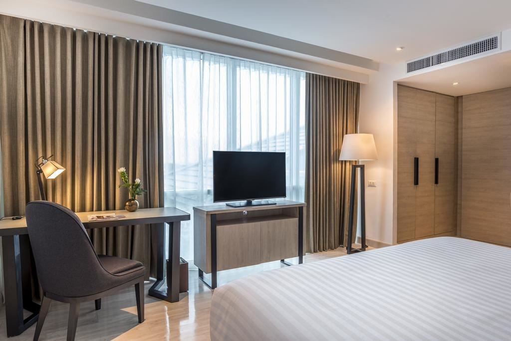 rooms-executive-room