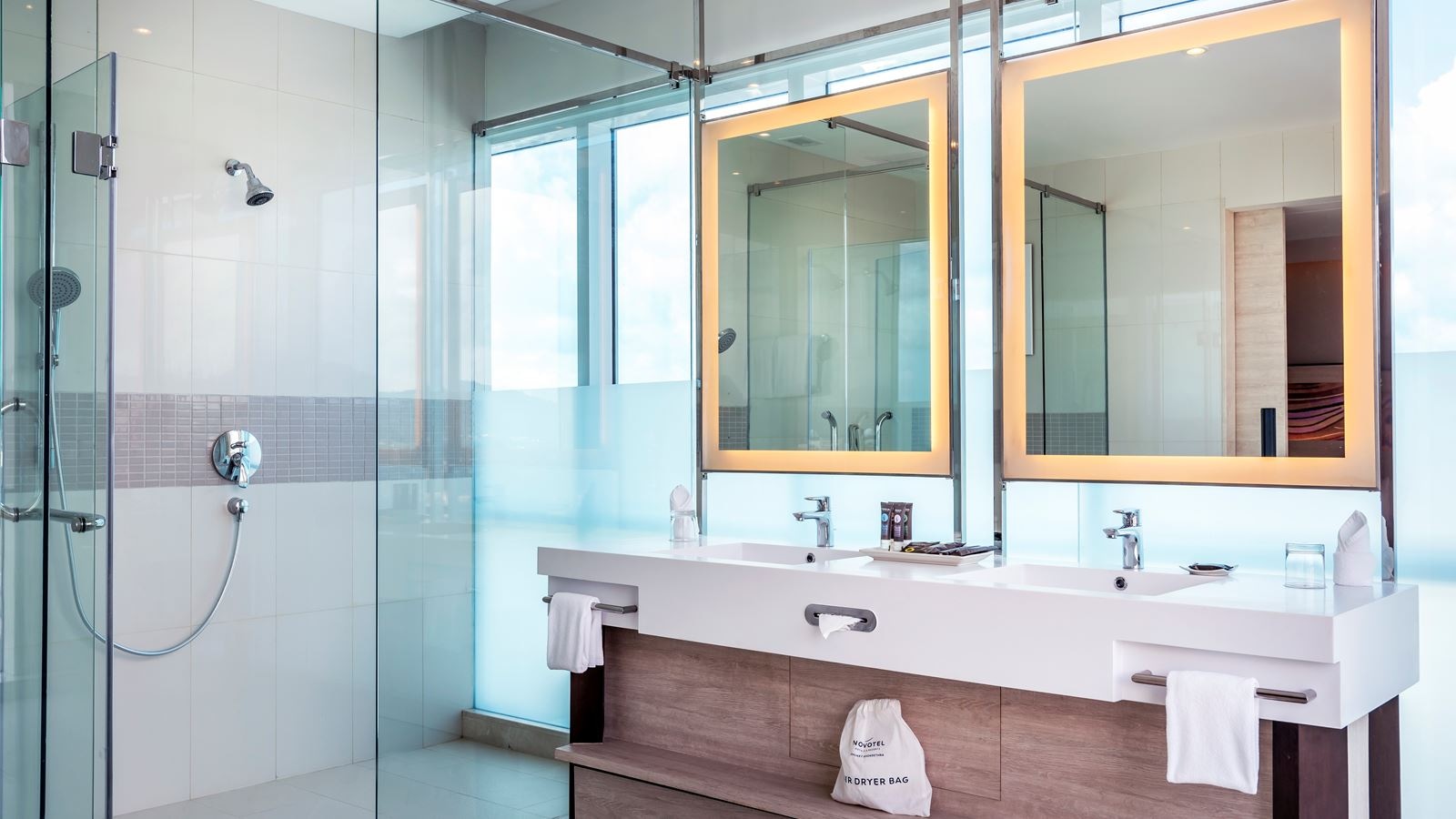 rooms-executive-suite