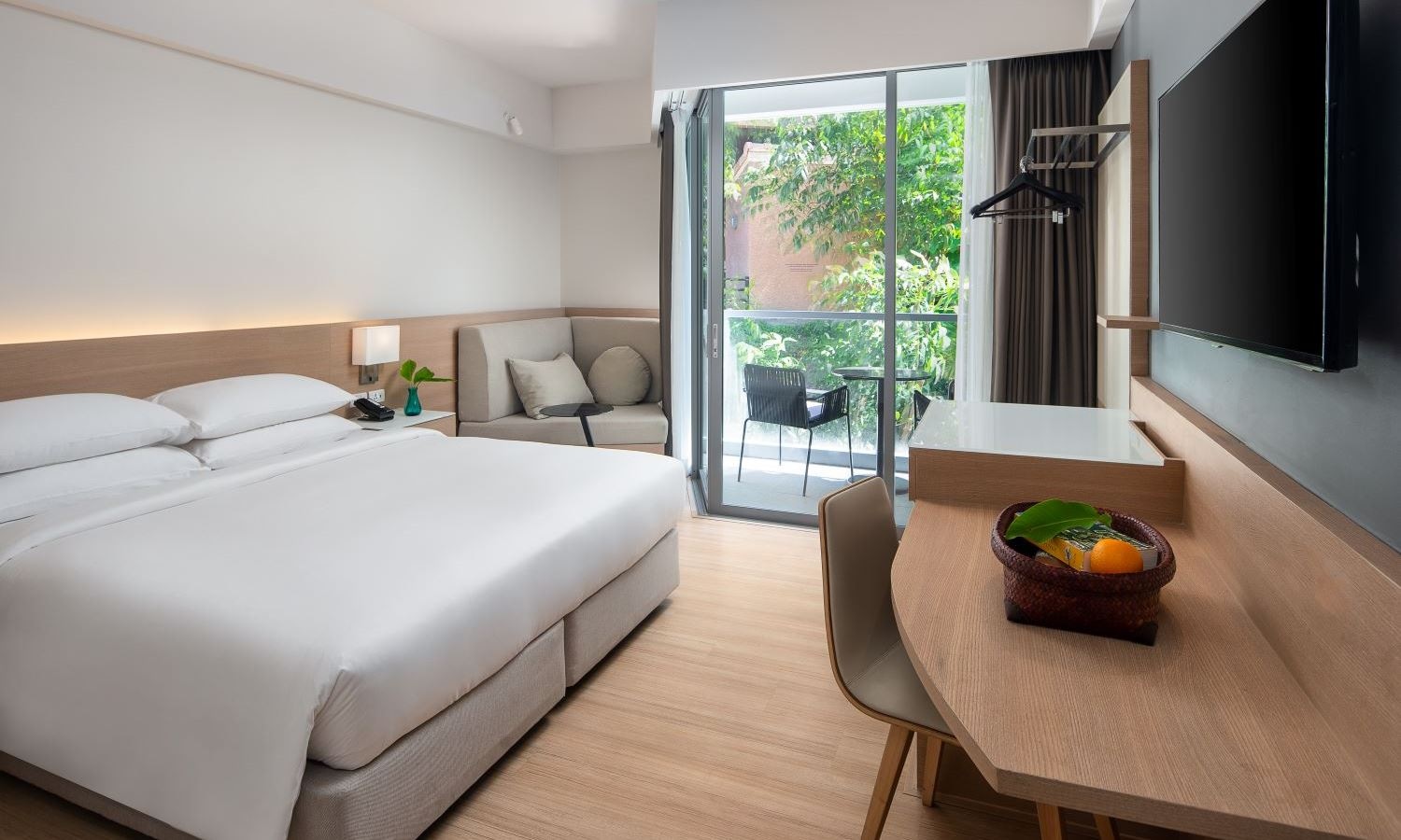 rooms-classic-room-with-balcony