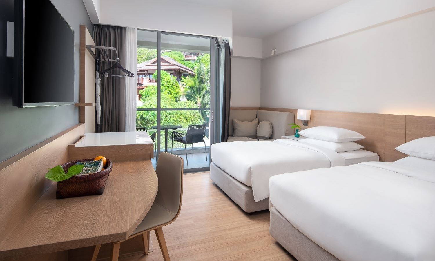 rooms-classic-room-with-balcony