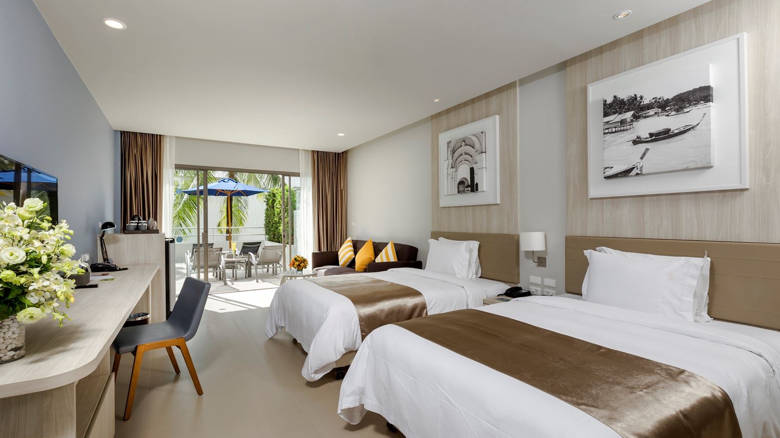 rooms-deluxe-triple-room