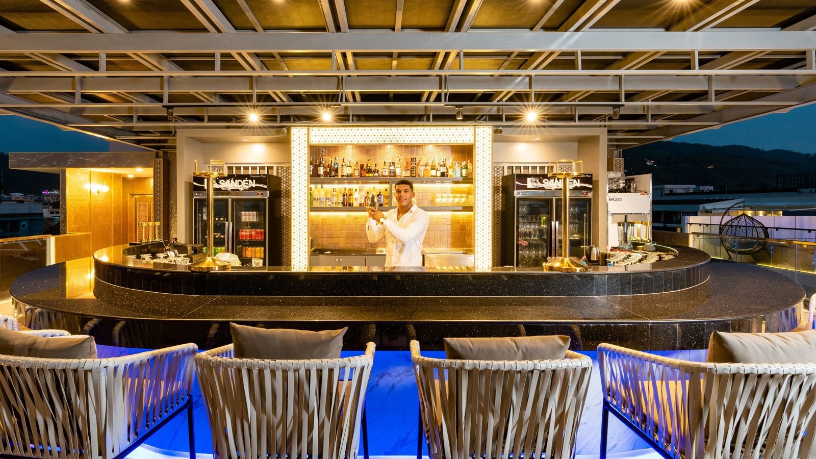 bars-khubani-roof-top