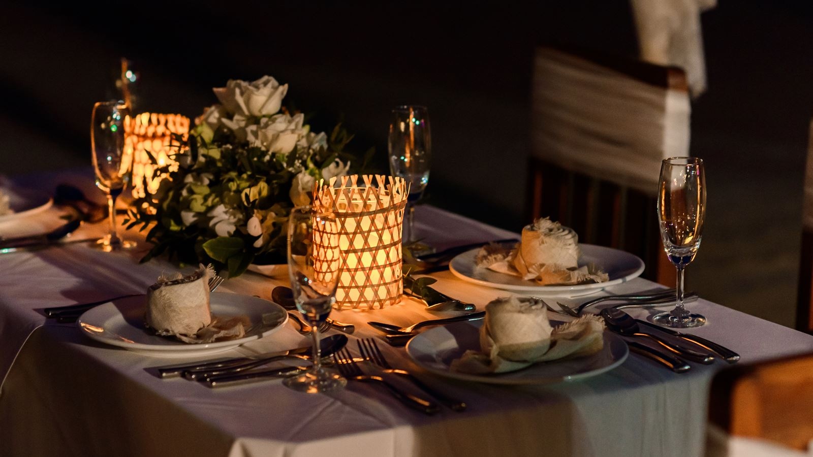 restaurants-sunset-beach-dinner