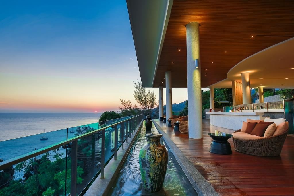 restaurants-infiniti-bar