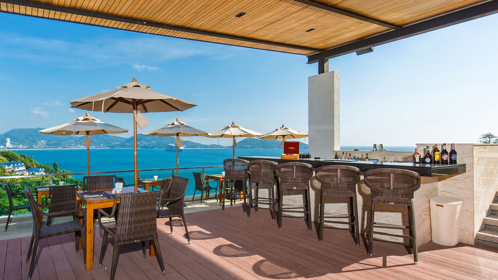 bars-the-pool-side-bar