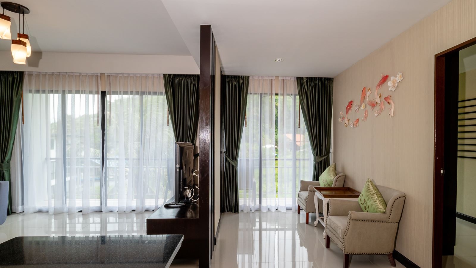 rooms-executive-suite