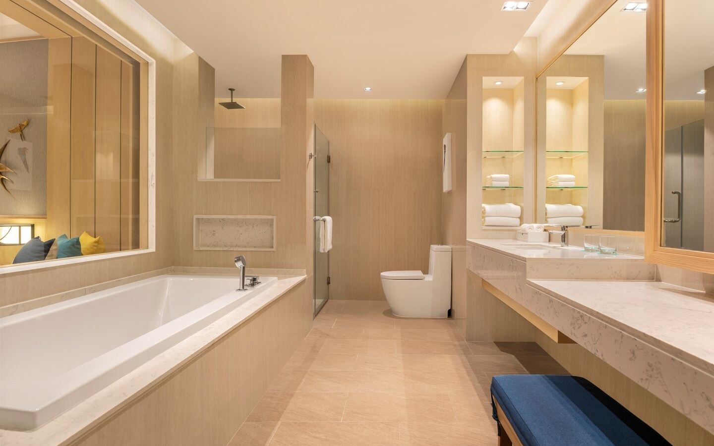 rooms-deluxe-guest-room-pool-access-2nd-chd-share-bed