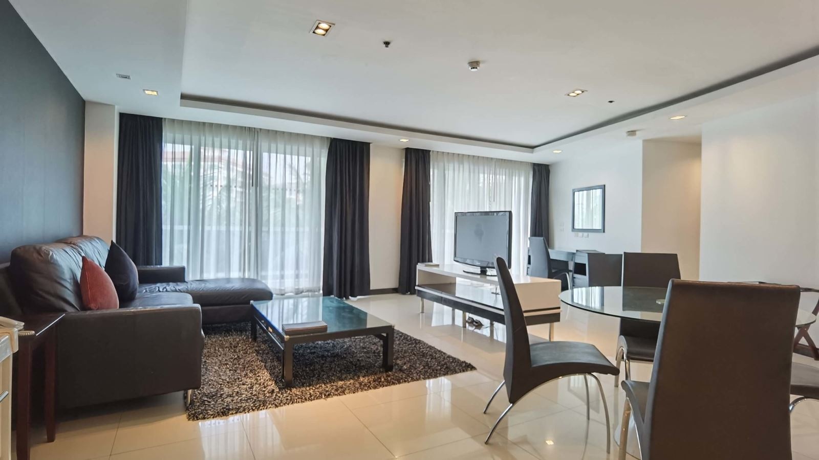 rooms-three-bedrooms-suite