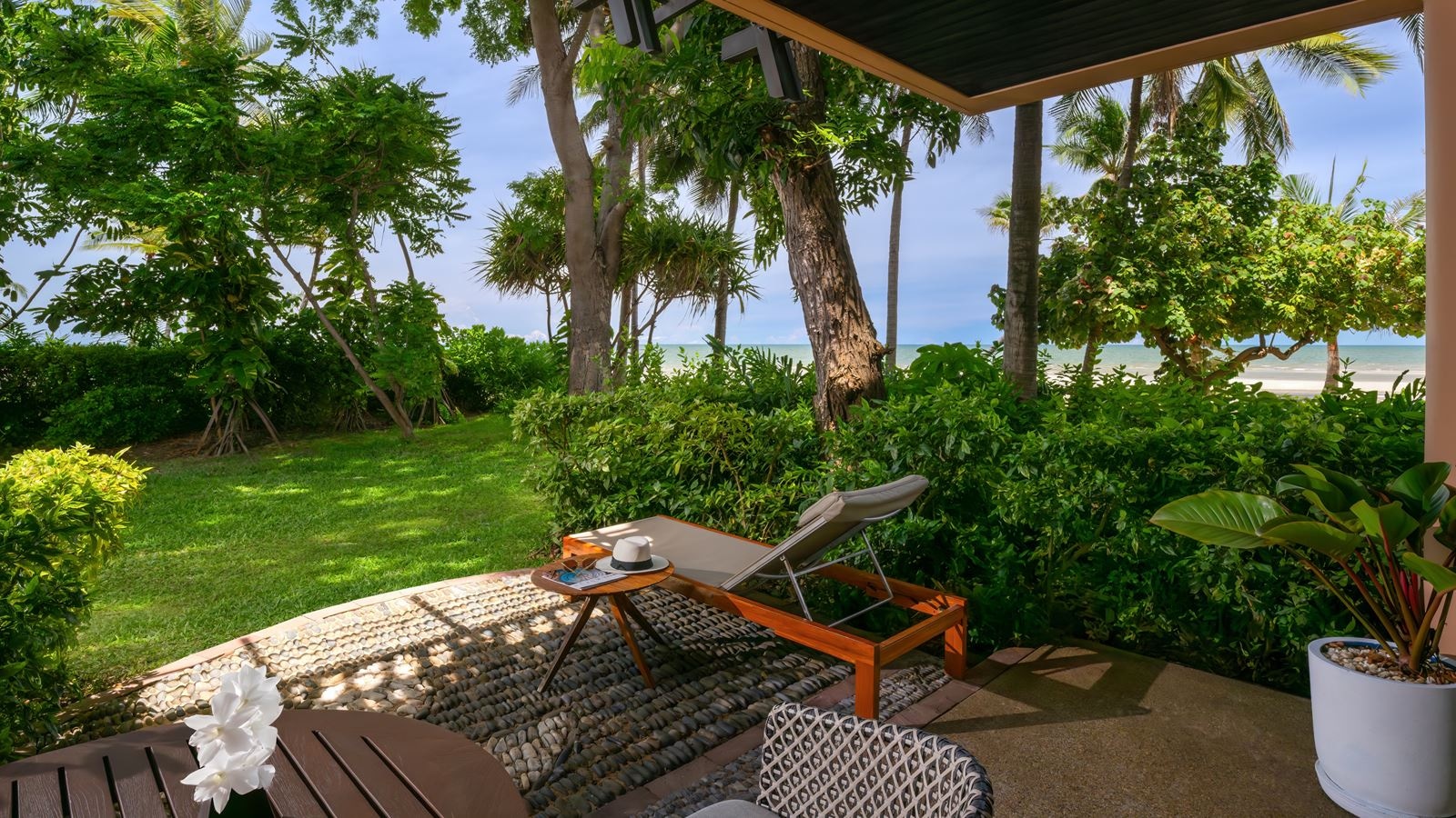 rooms-deluxe-sea-view-terrace