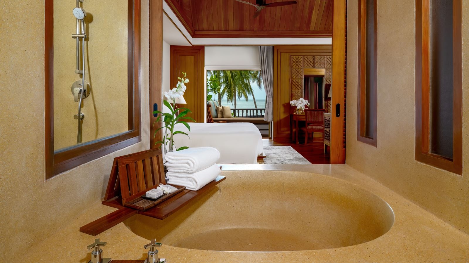 rooms-club-anantara-sea-view-suite