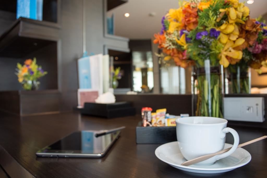 rooms-beach-deluxe-room