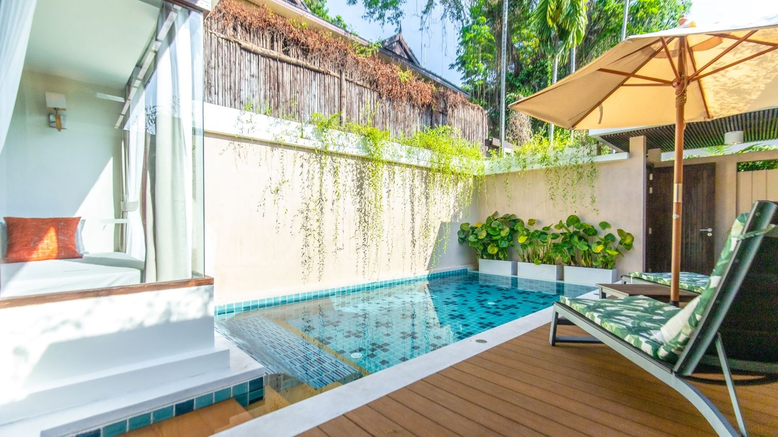 rooms-garden-pool-villa