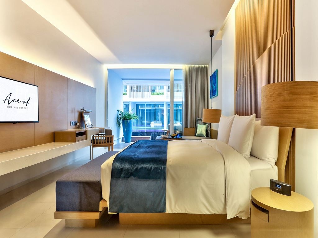 rooms-junior-suite-pool-access