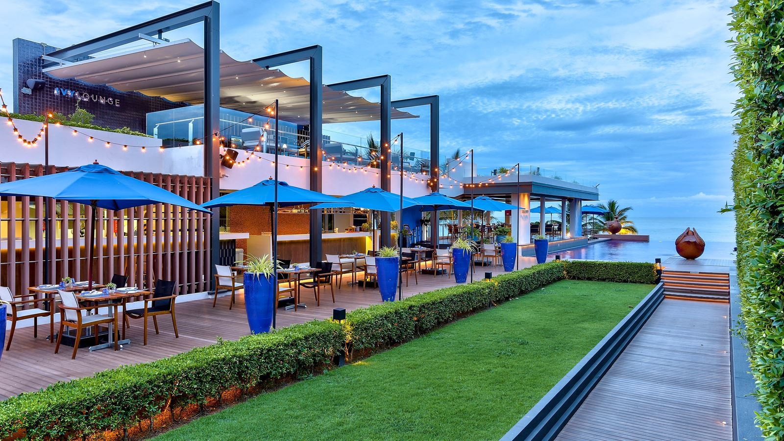 restaurants-the-ivy-beachfront-restaurant