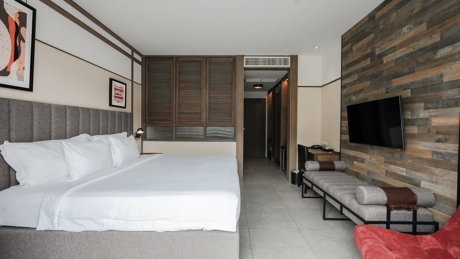 rooms-deluxe-pool-access