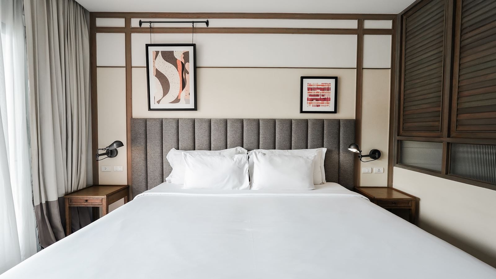 rooms-deluxe-pool-access