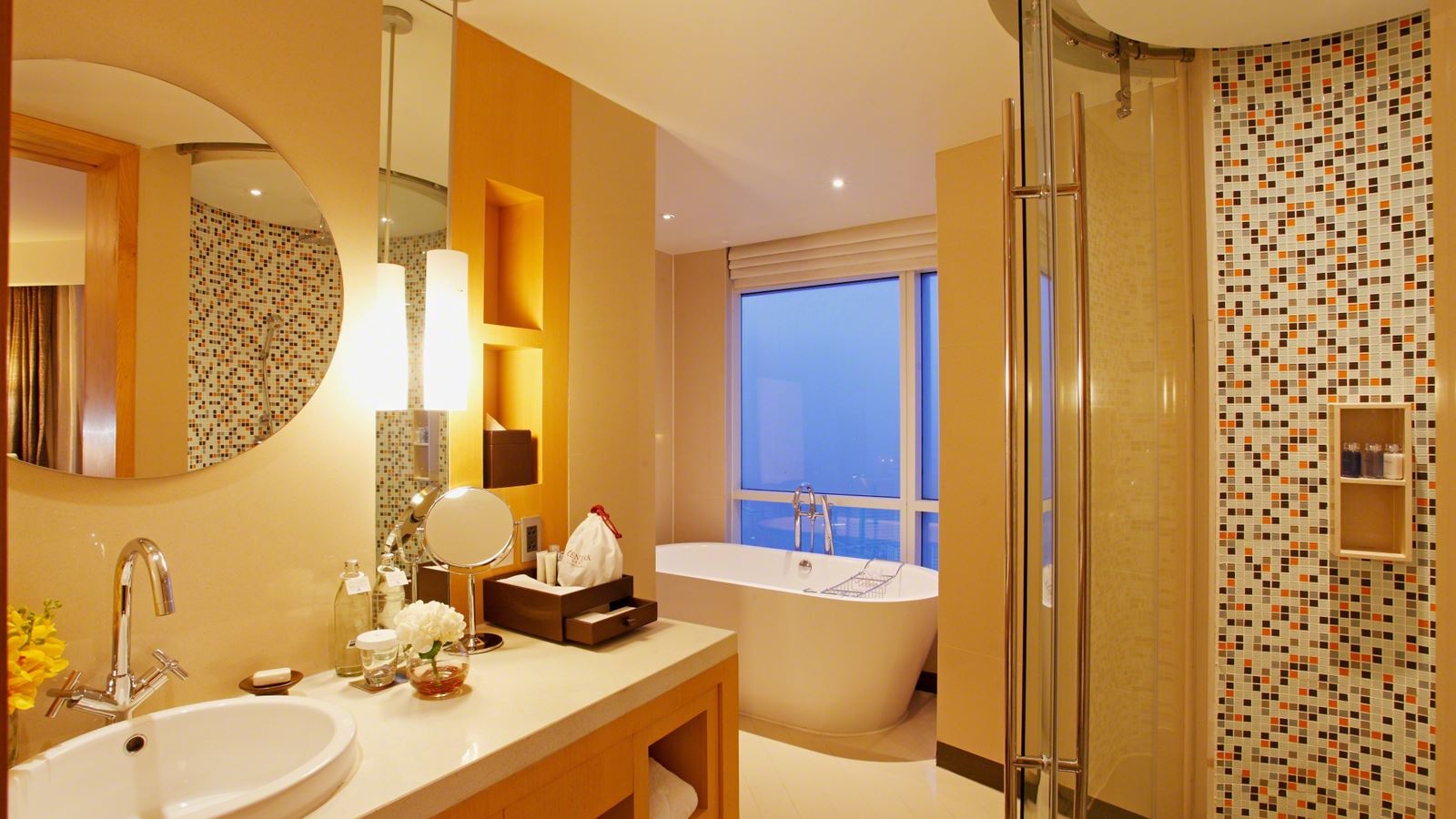 rooms-executive-suite