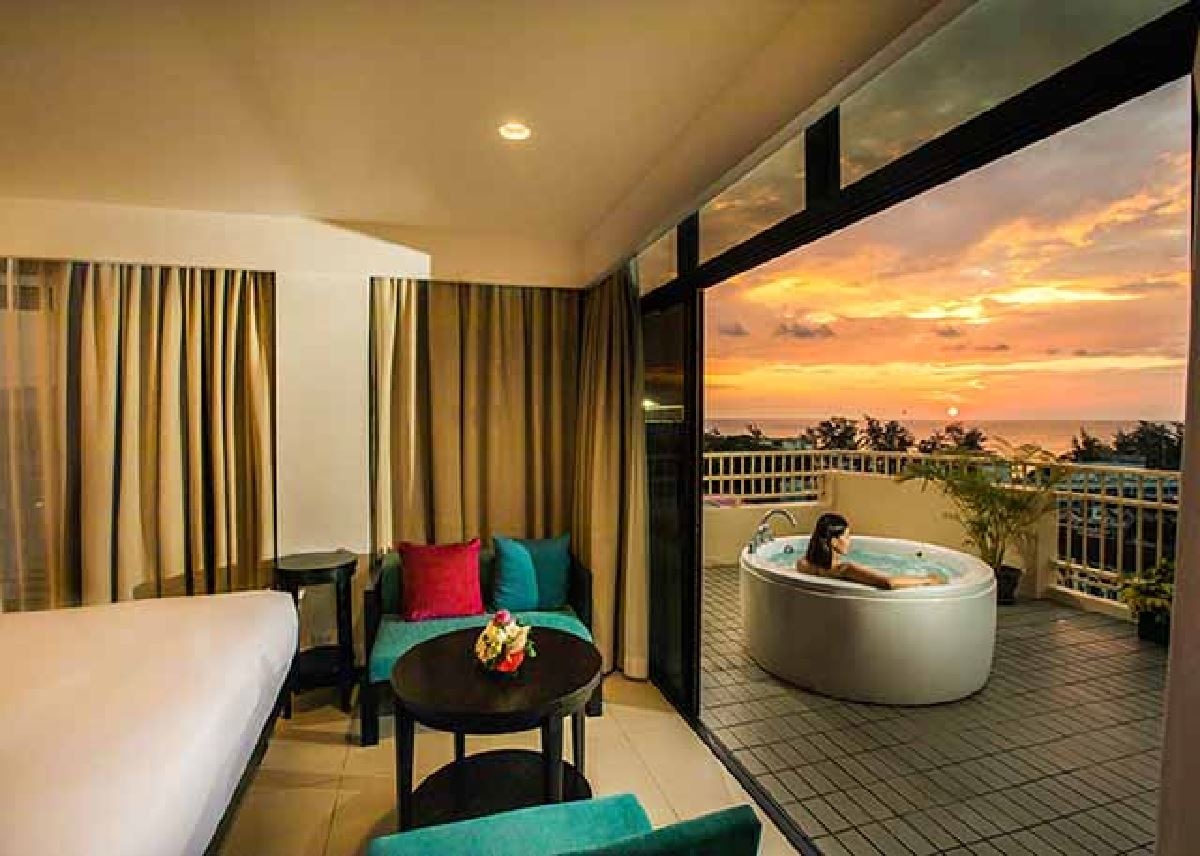 rooms-deluxe-honeymoon-spa