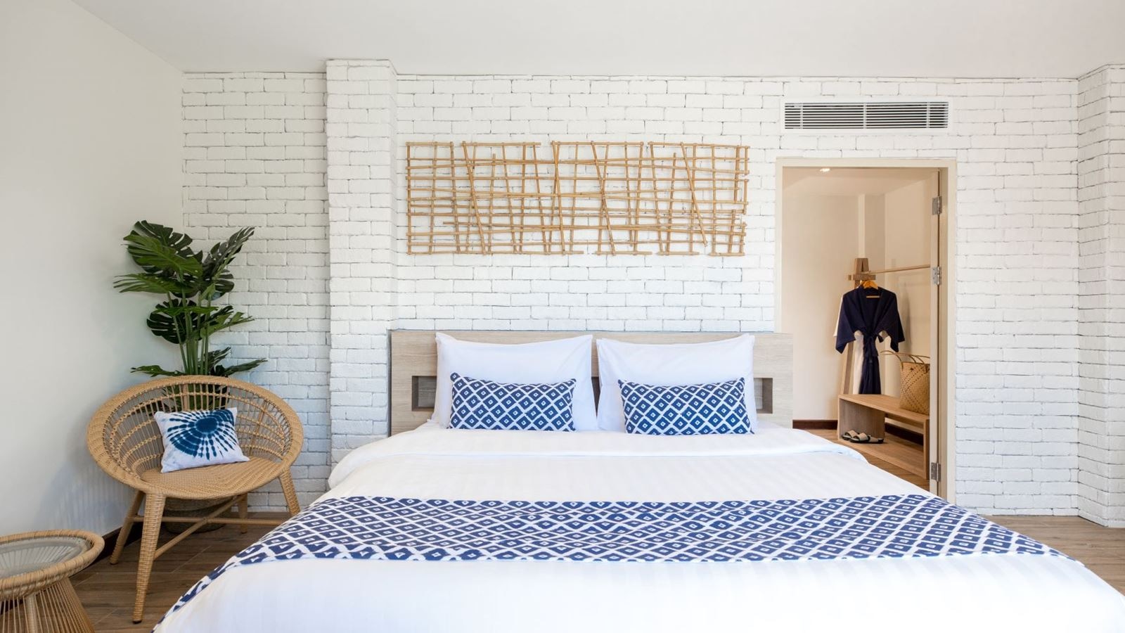 rooms-tropical--seaview