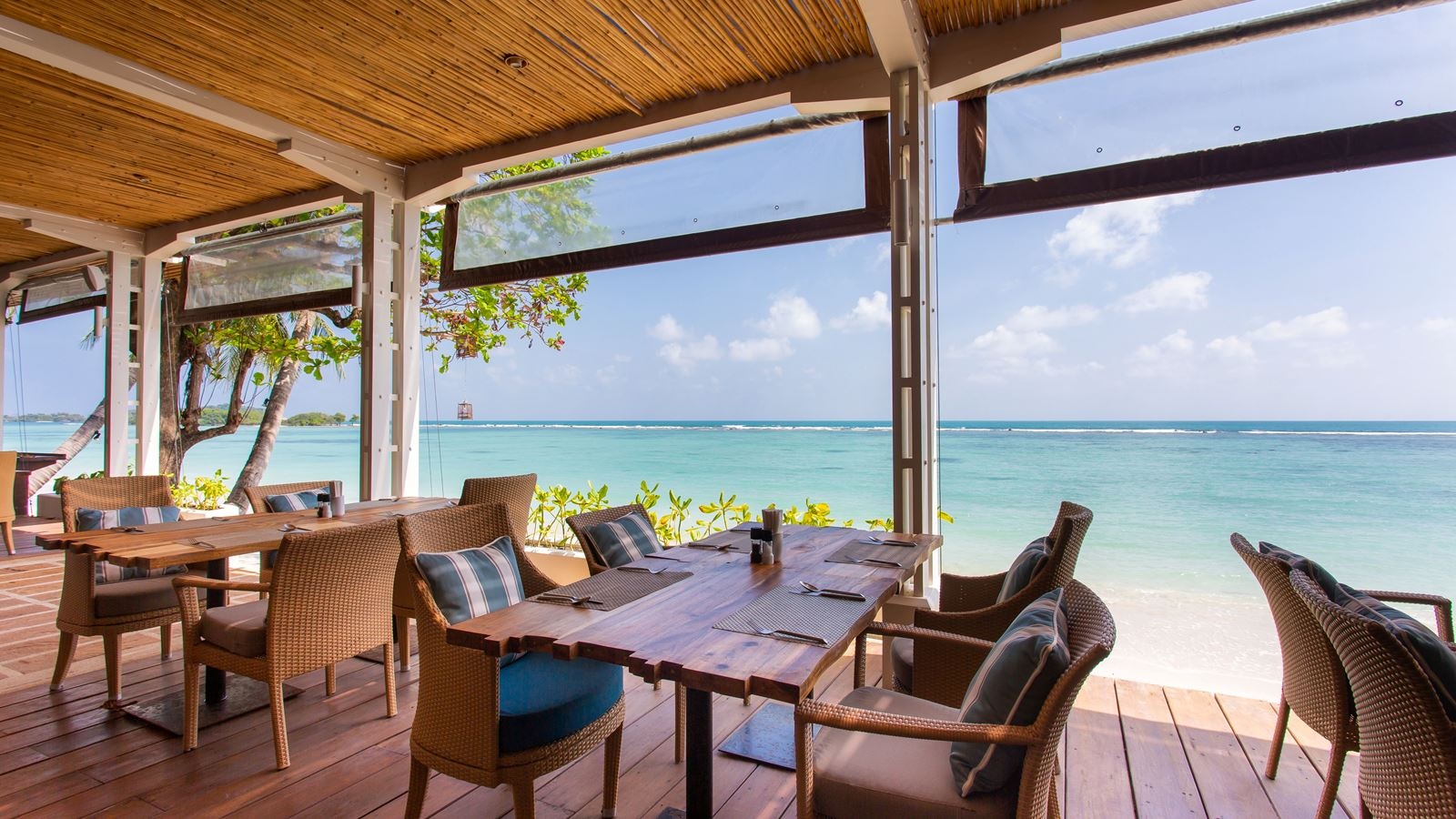 restaurants-chom-talay-restaurant