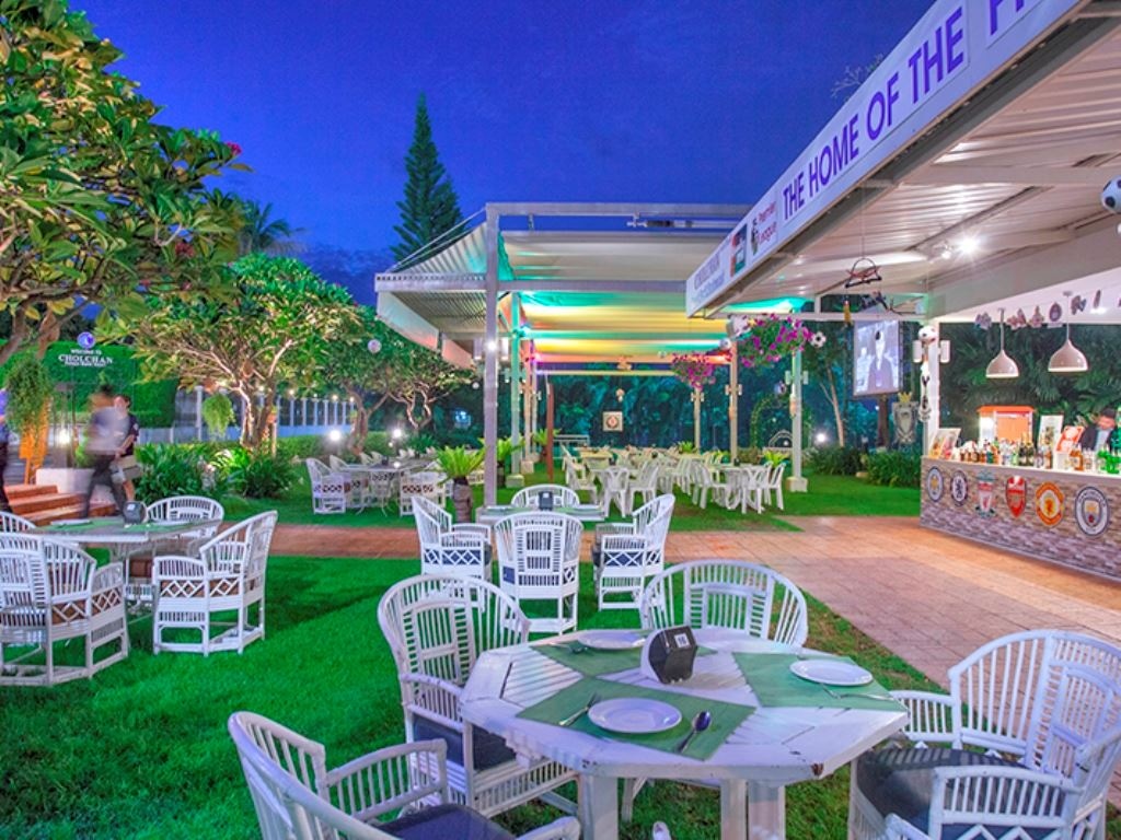 restaurants-wave-pool-bar