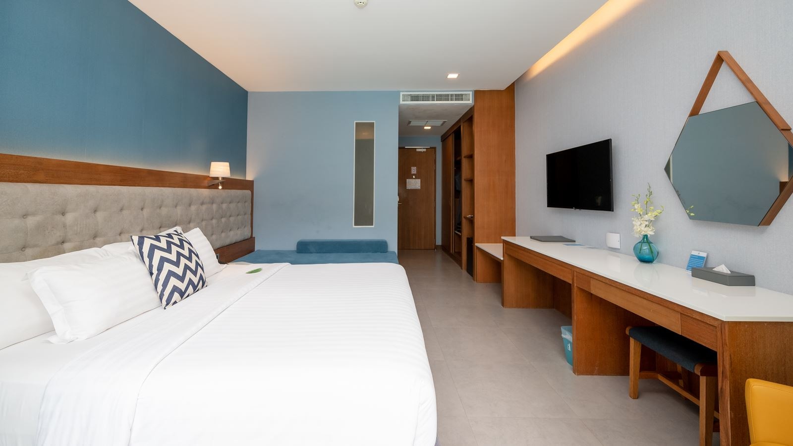 rooms-deluxe-pool-access