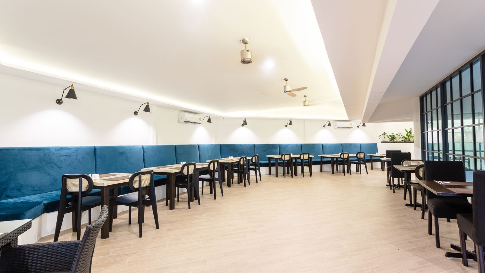 restaurants-coconut-coffee-shop