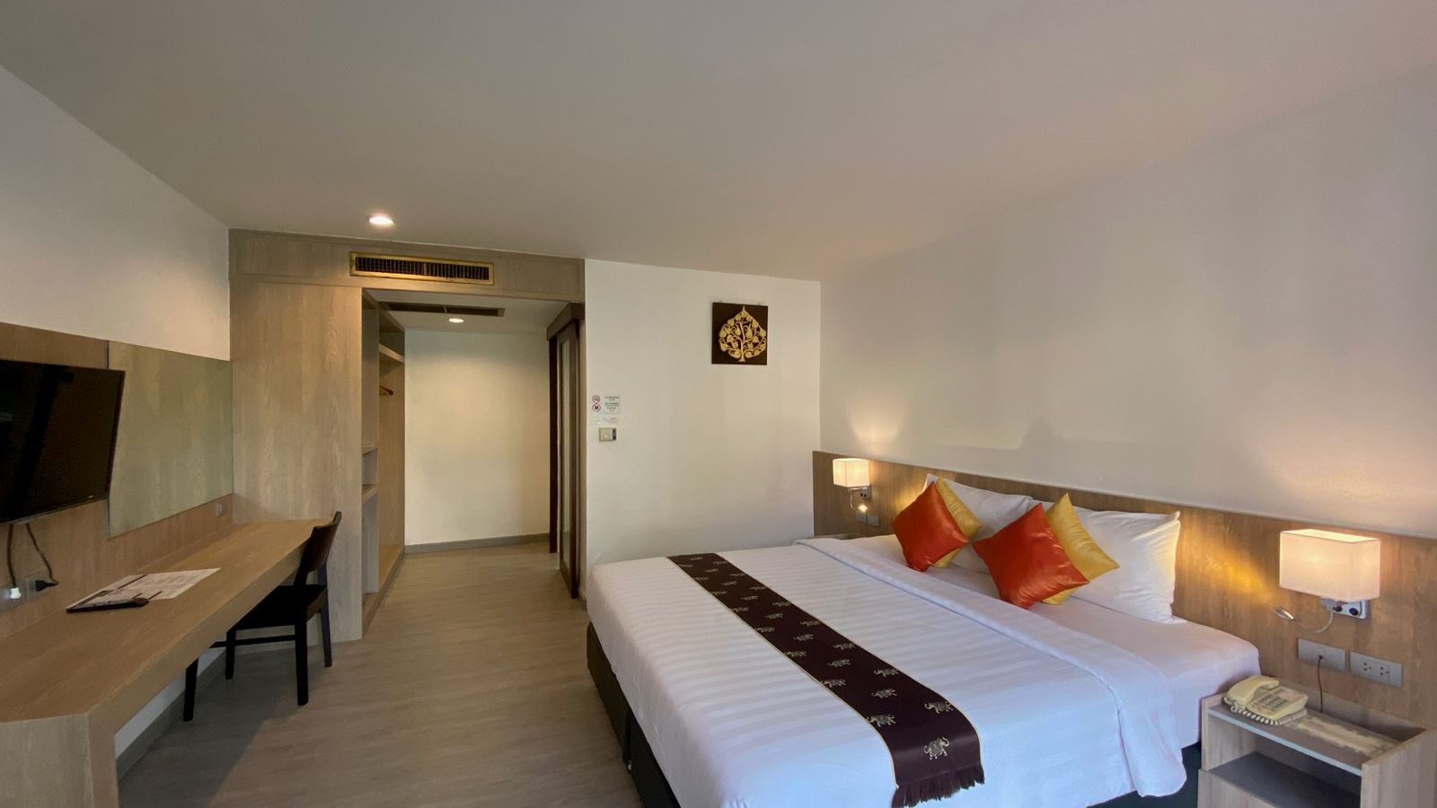 rooms-superior-pool-wing