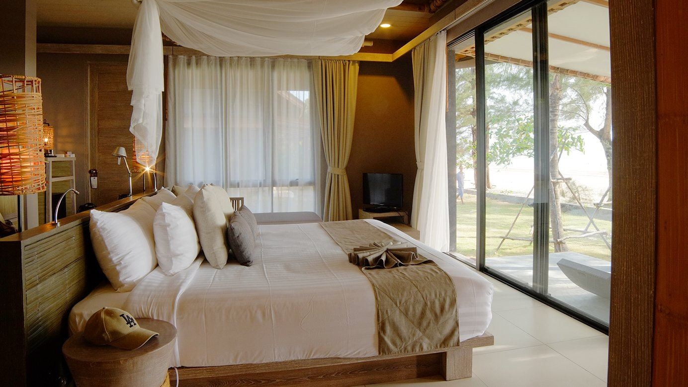 rooms-deluxe-villa-sea-view