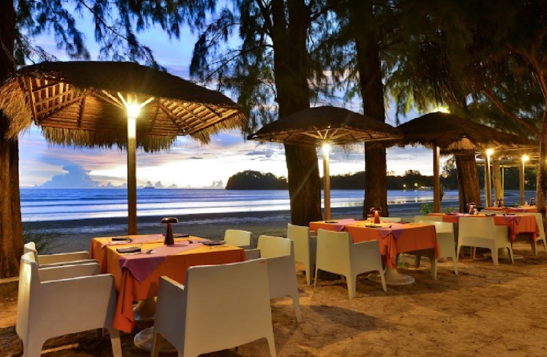 restaurants-baracuda-beach-restaurang