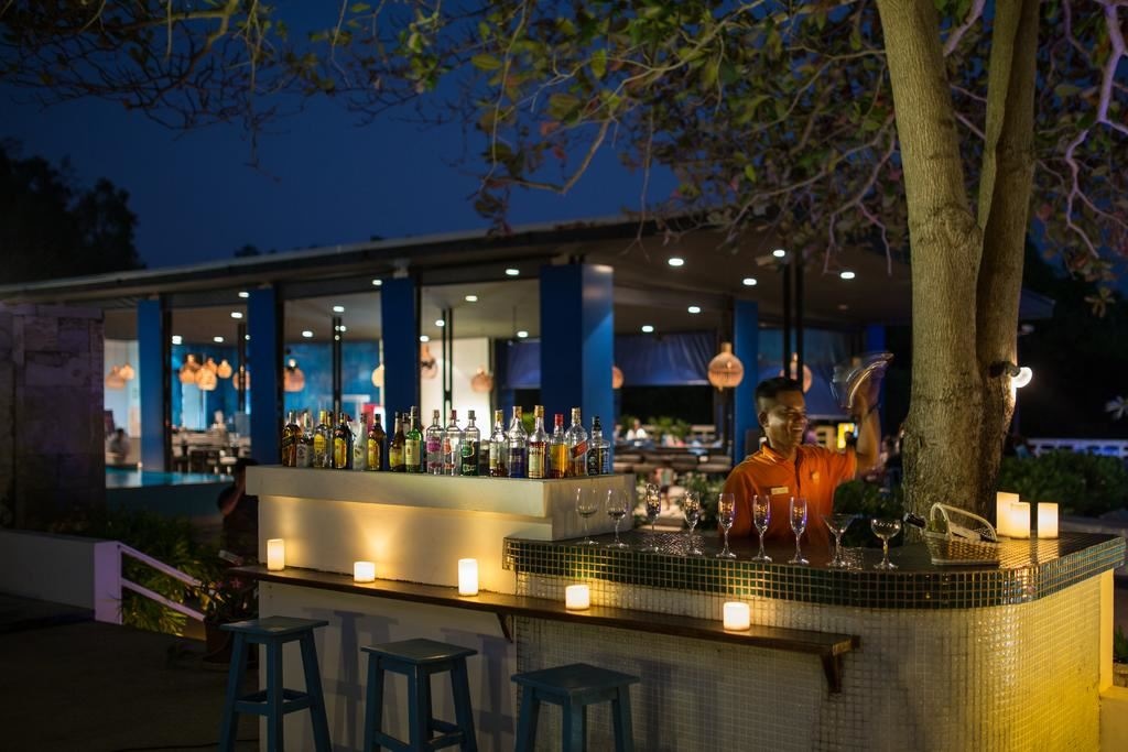 bars-prow-talay--bar