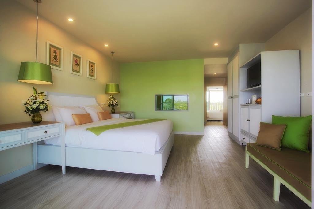 rooms-deluxe-garden-view