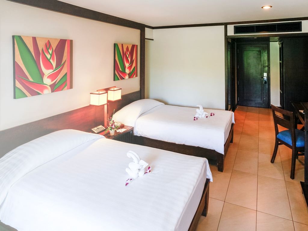 rooms-superior-garden-room