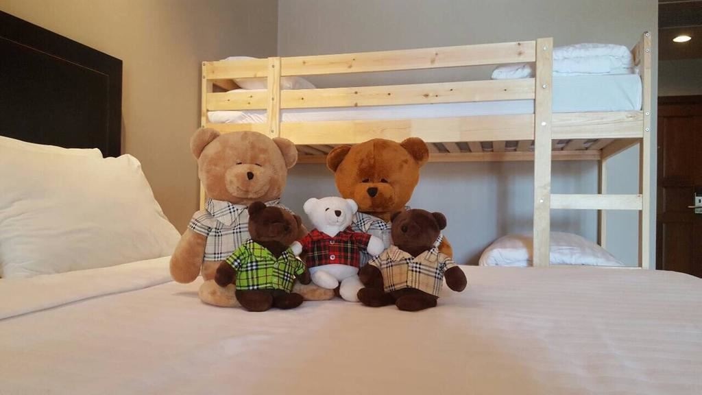 rooms-dorshada-ocean-view-family