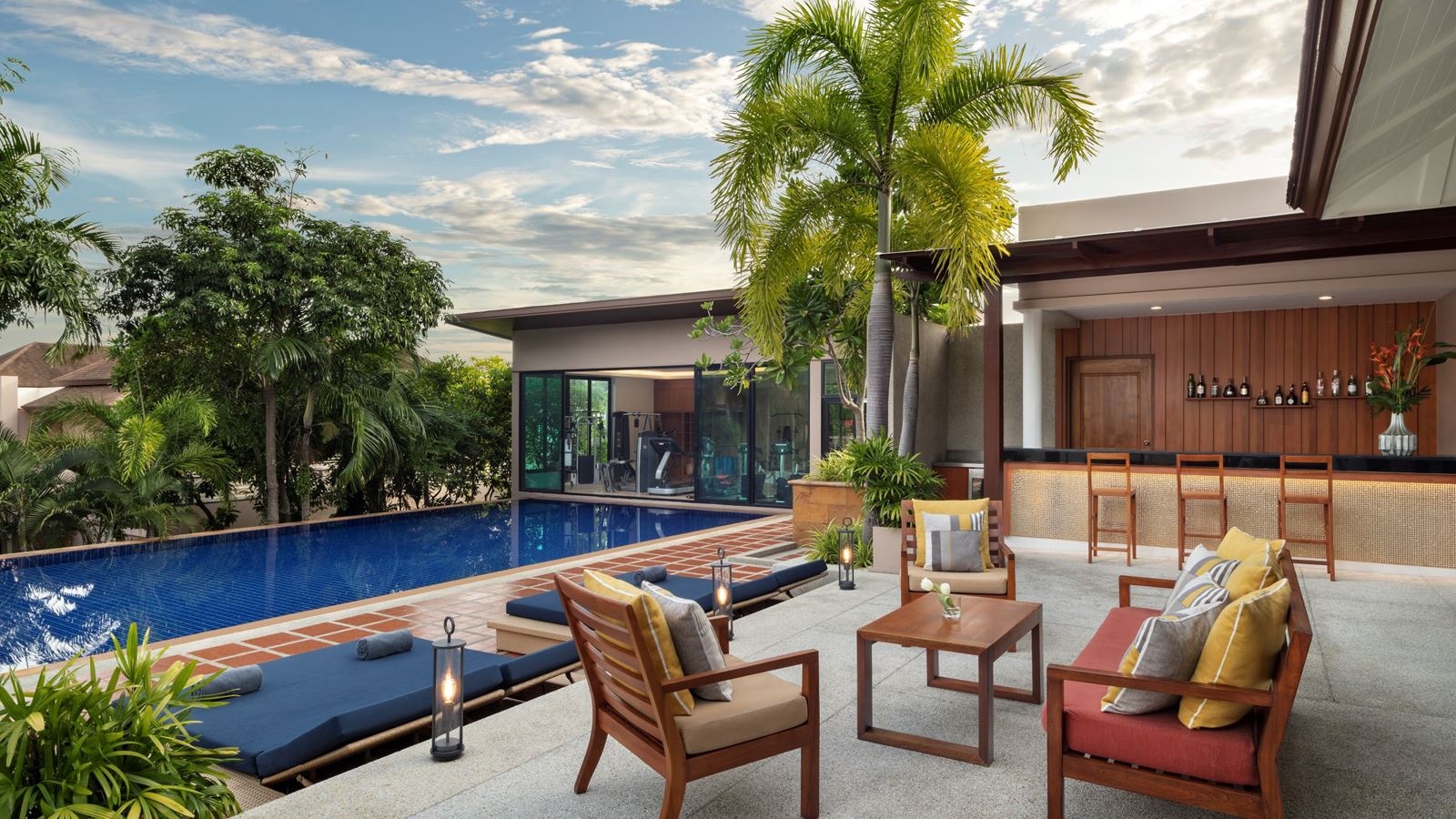 restaurants-lobby-pool--orchid-pool-bar