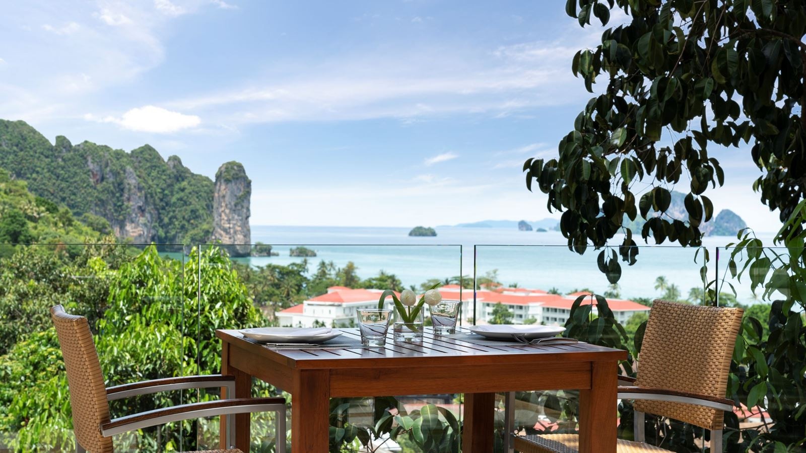 restaurants-the-cliff-restaurant