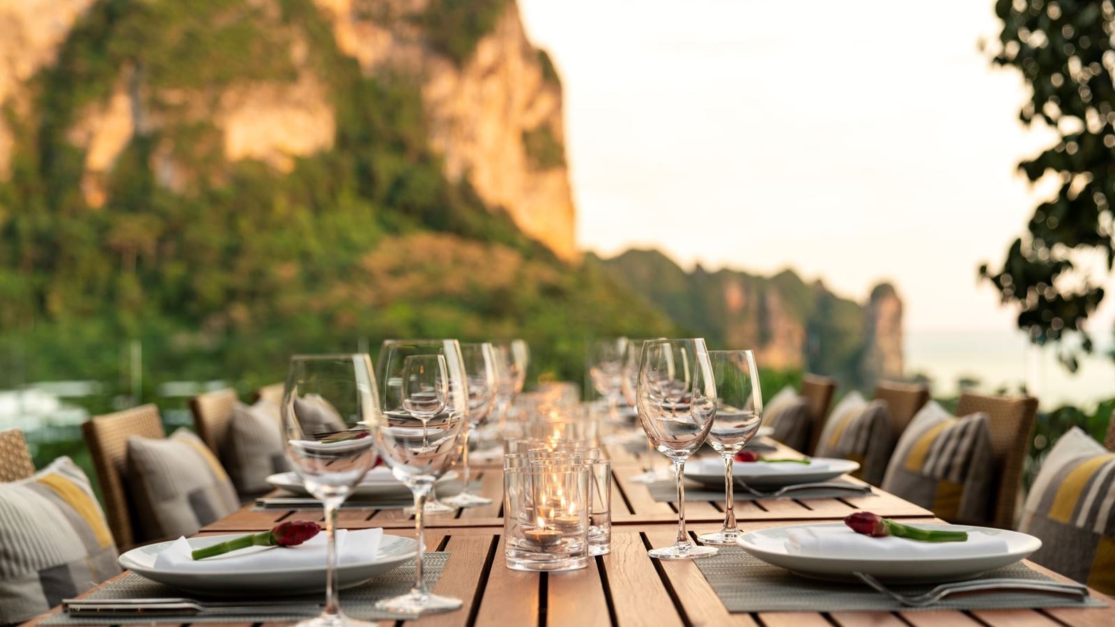 restaurants-the-cliff-restaurant