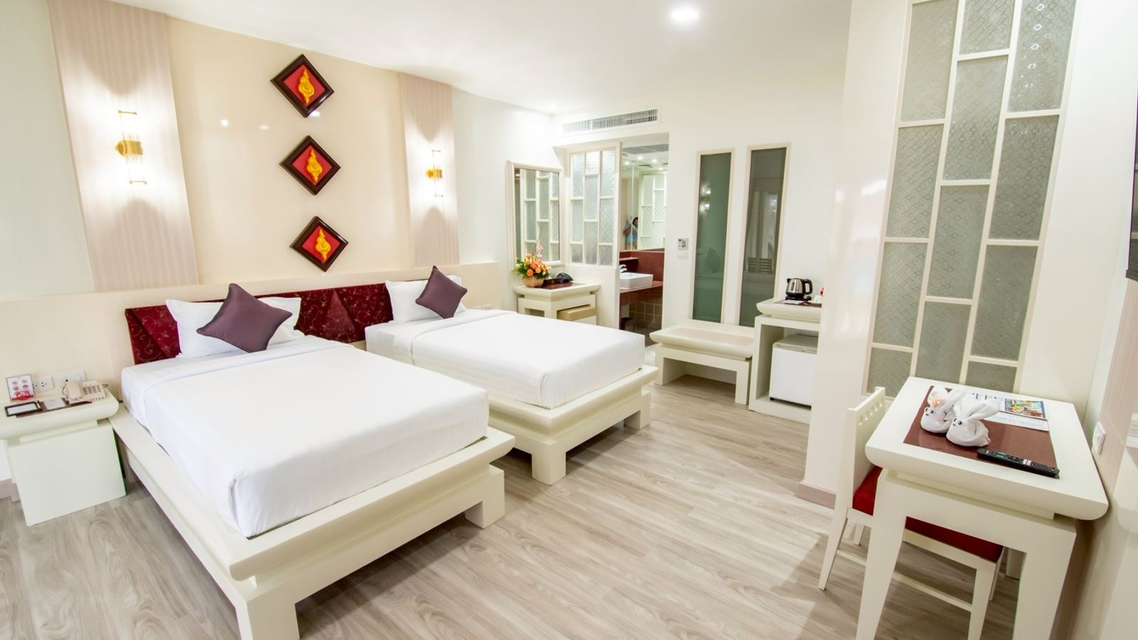 rooms-deluxe-bungalow-premium