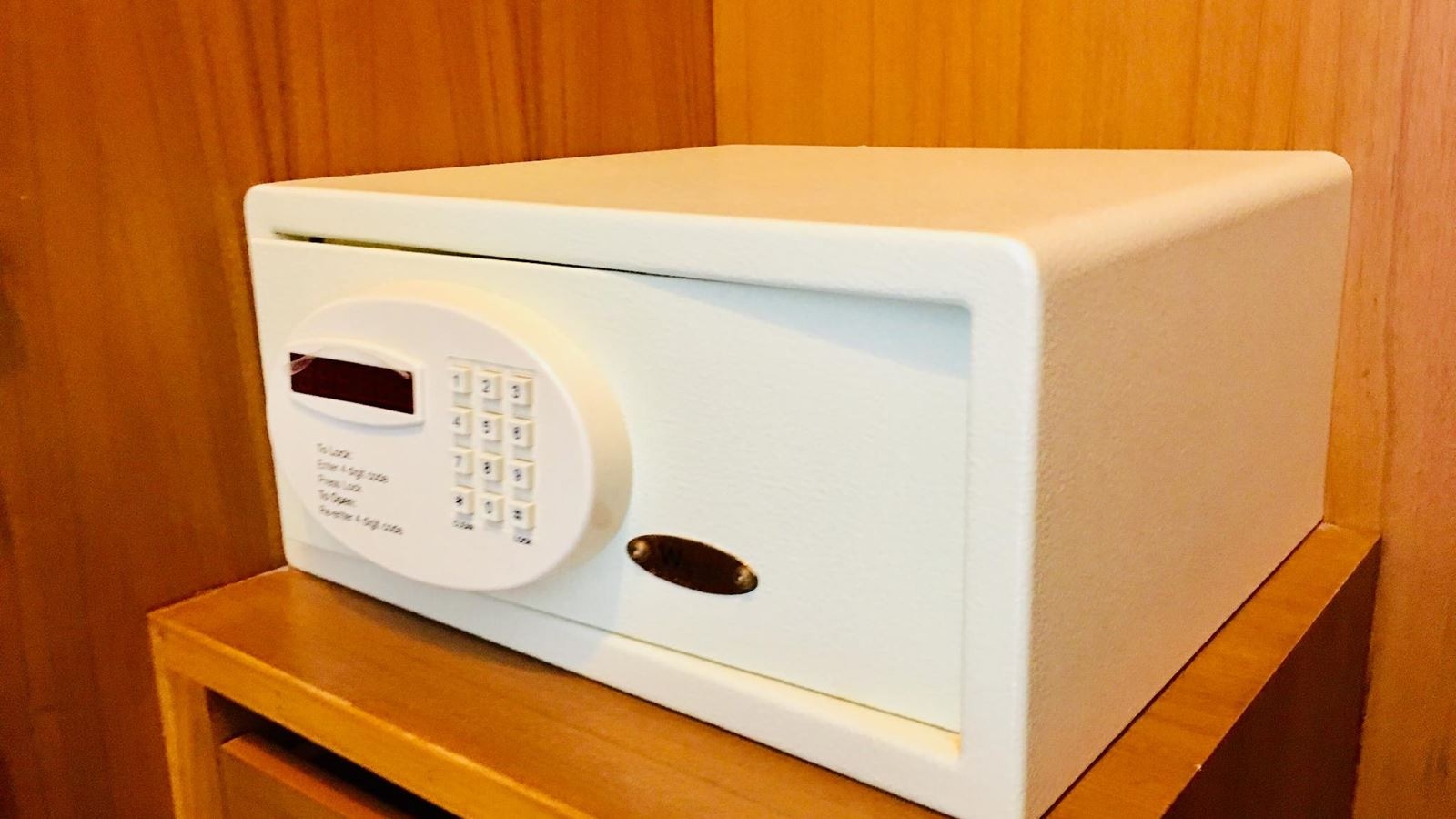 rooms-rawai-princess-suite-seaview