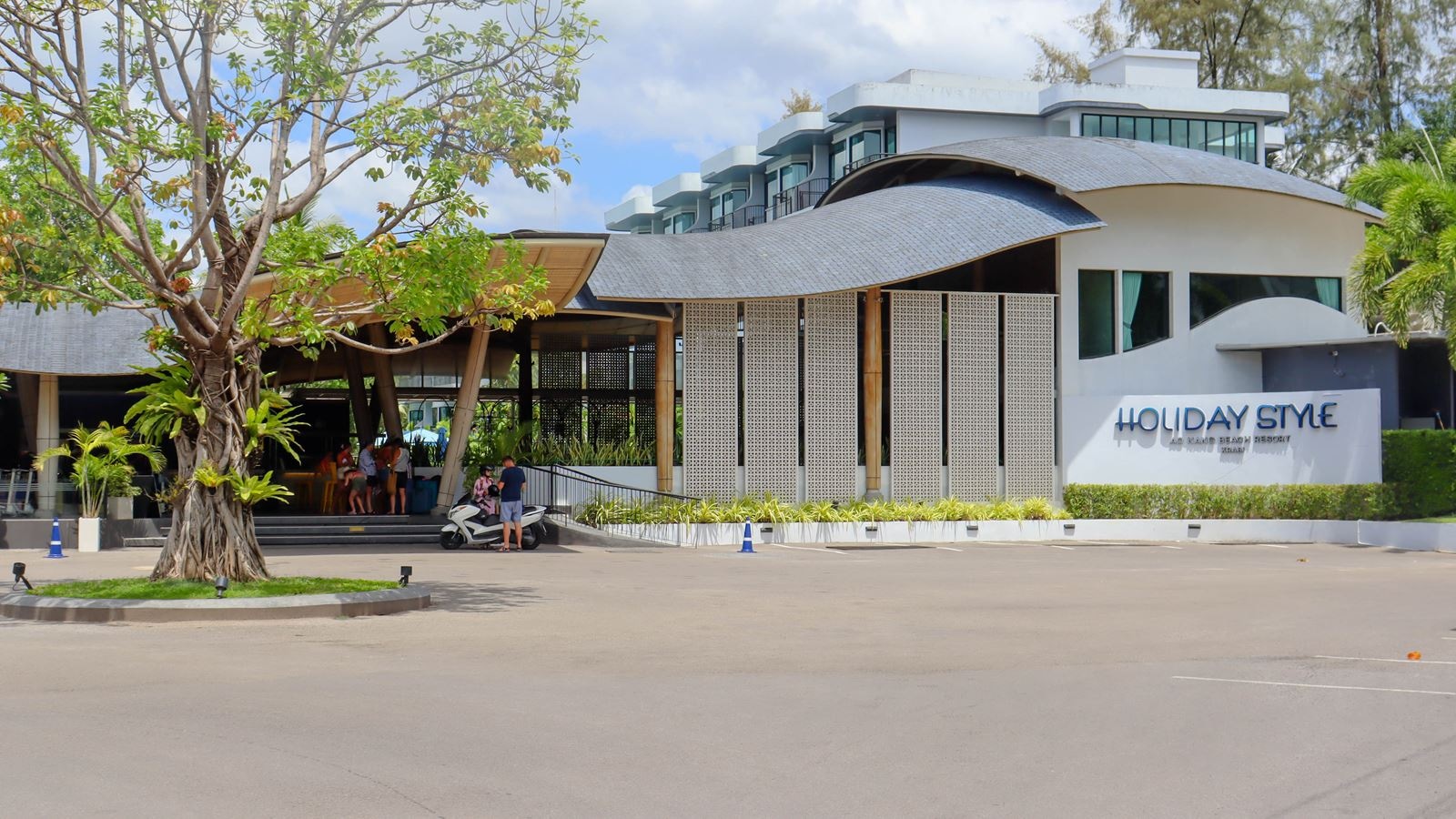 general-main-building