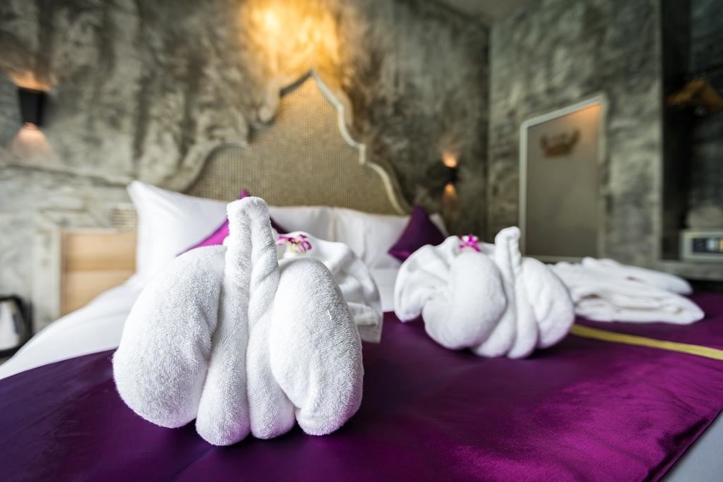 rooms-deluxe-sea-view-pool-access