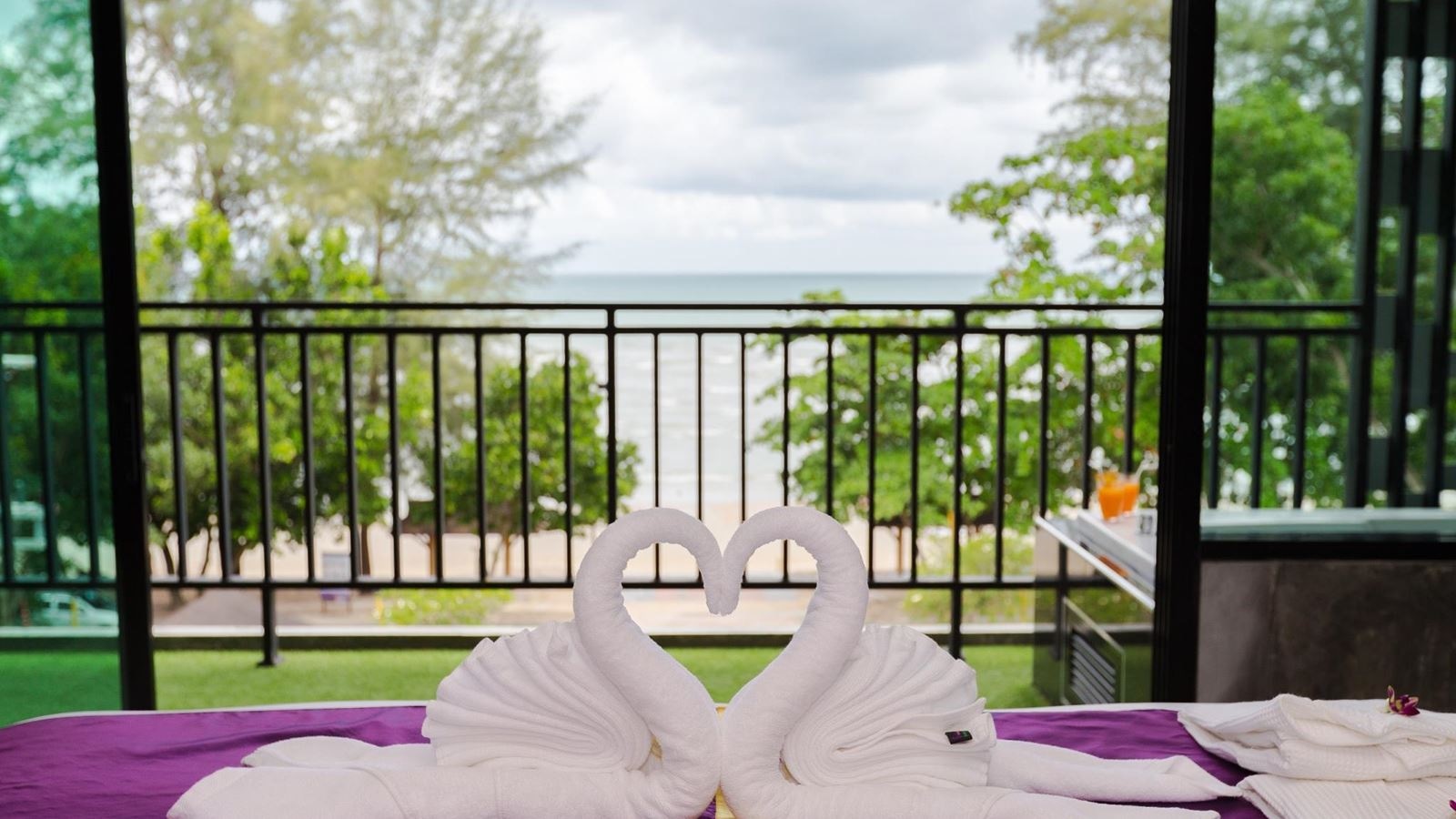 rooms-grand-deluxe-sea-view