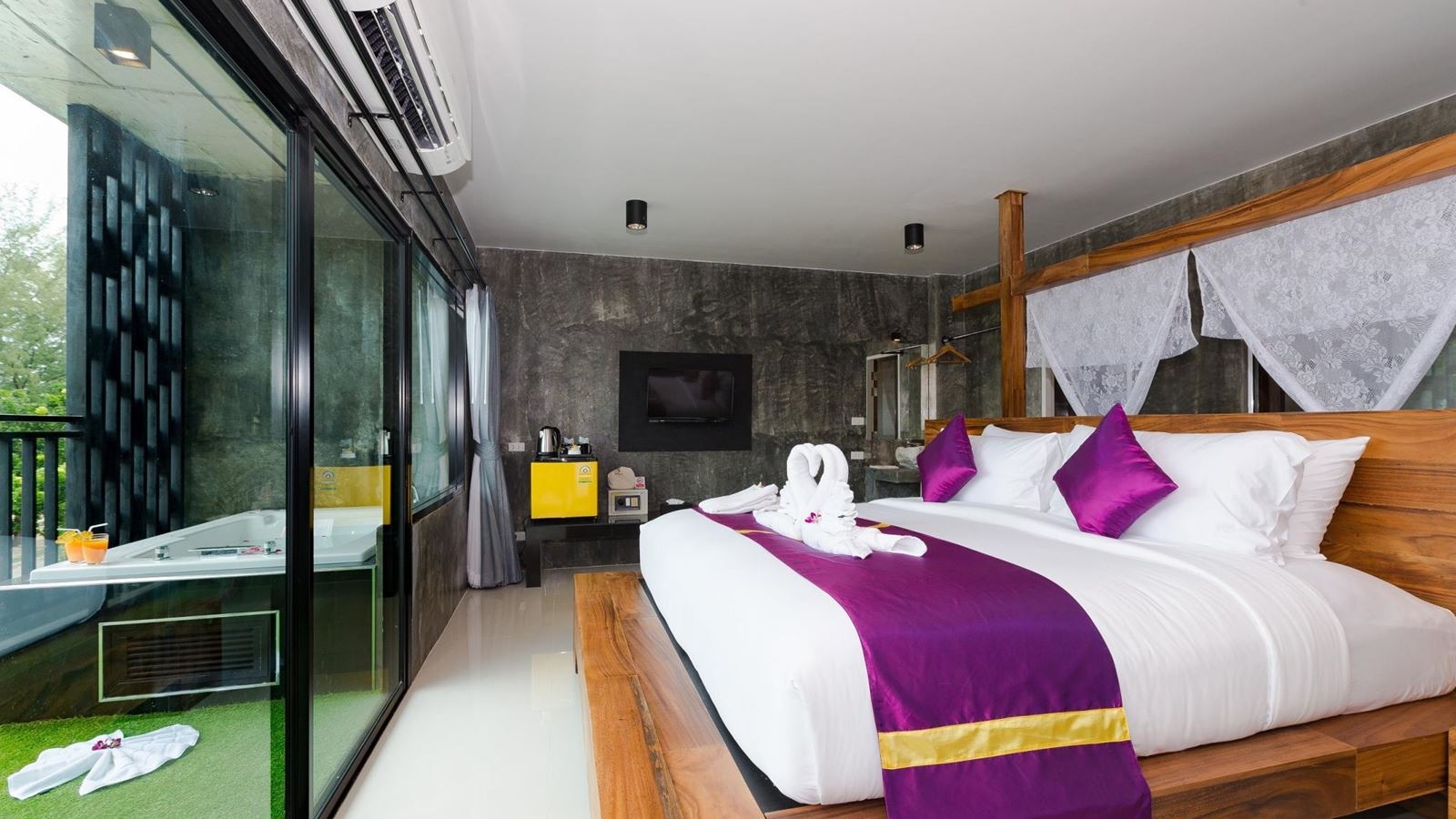 rooms-grand-deluxe-sea-view