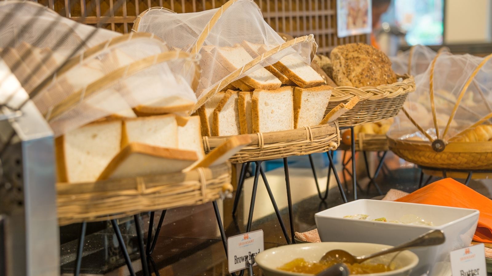 restaurants-termsuk-bar-and-restaurant