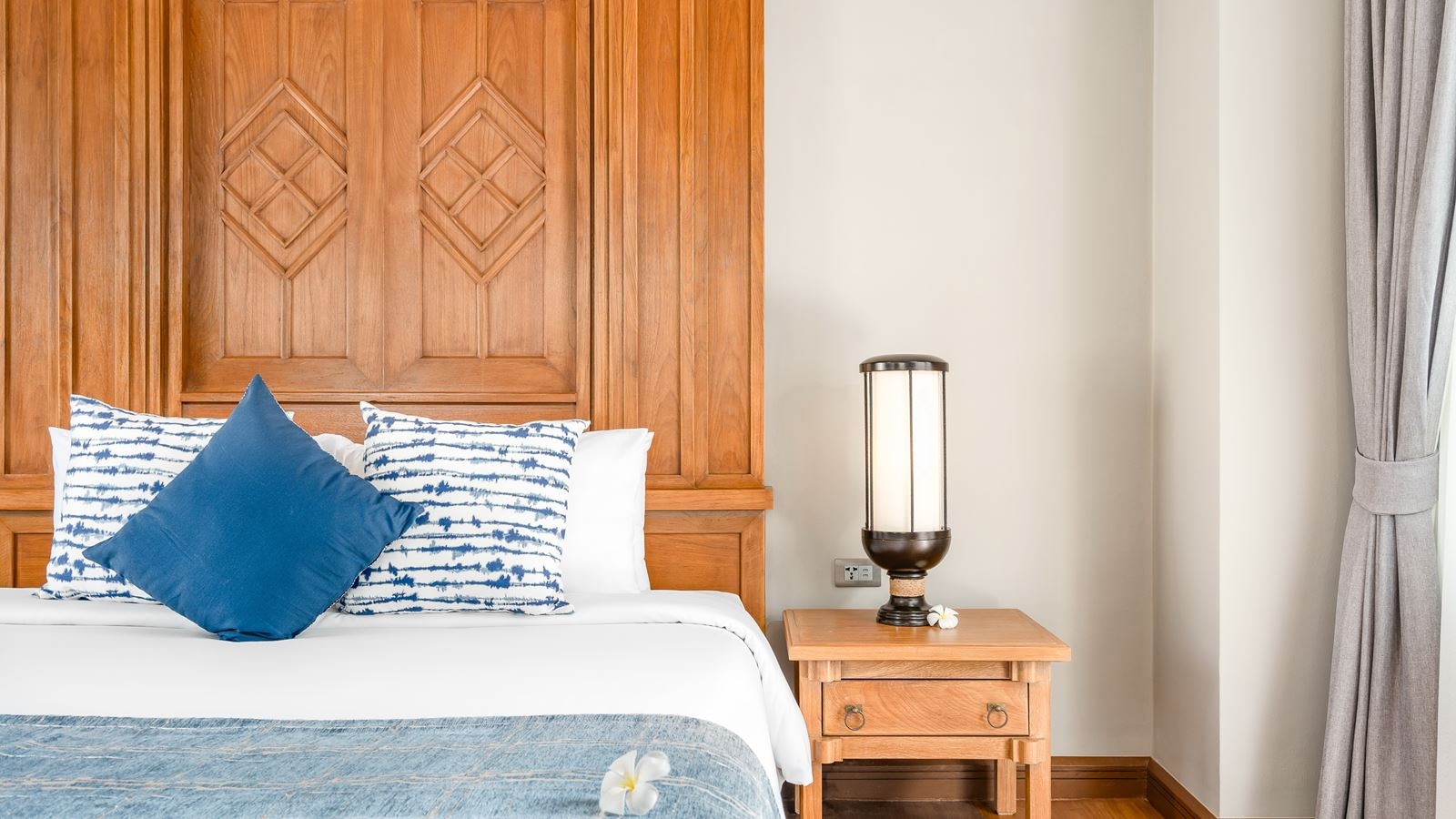 rooms-two-bedroom-garden-villa