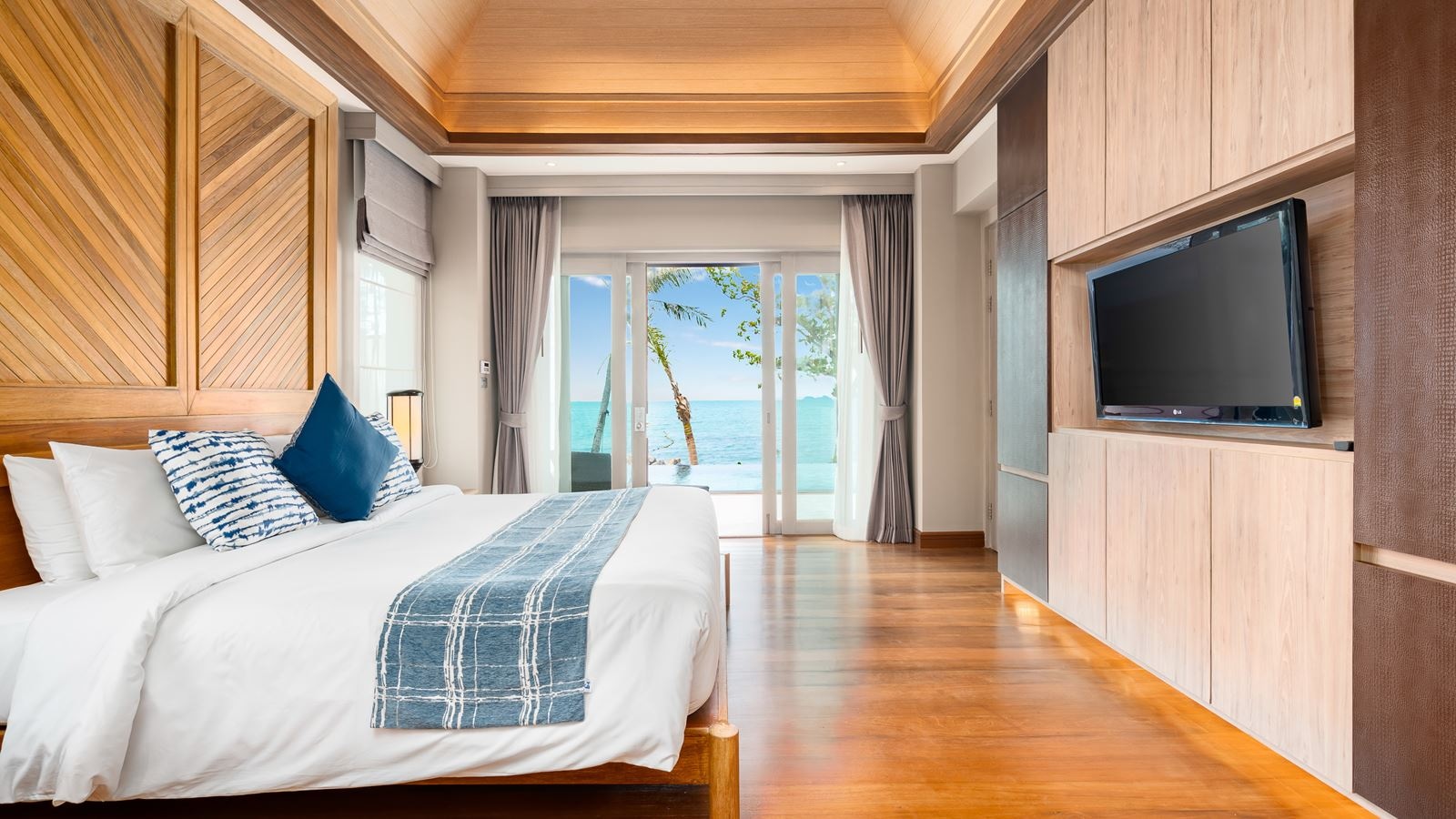 rooms-beach-front-pool-villa