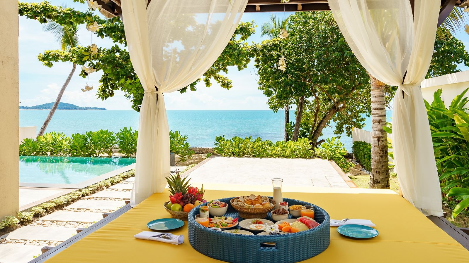 rooms-beach-front-pool-villa