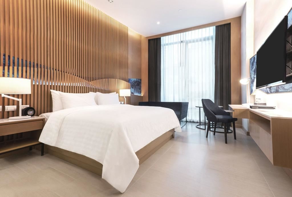 rooms-deluxe-ocean-room